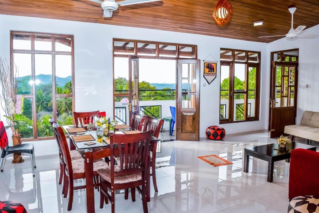 Saru Holiday Apartment - Upto 6 Guests Kandy Exteriér fotografie