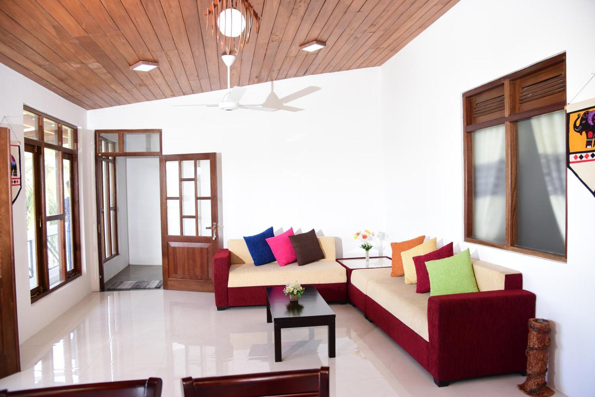 Saru Holiday Apartment - Upto 6 Guests Kandy Exteriér fotografie