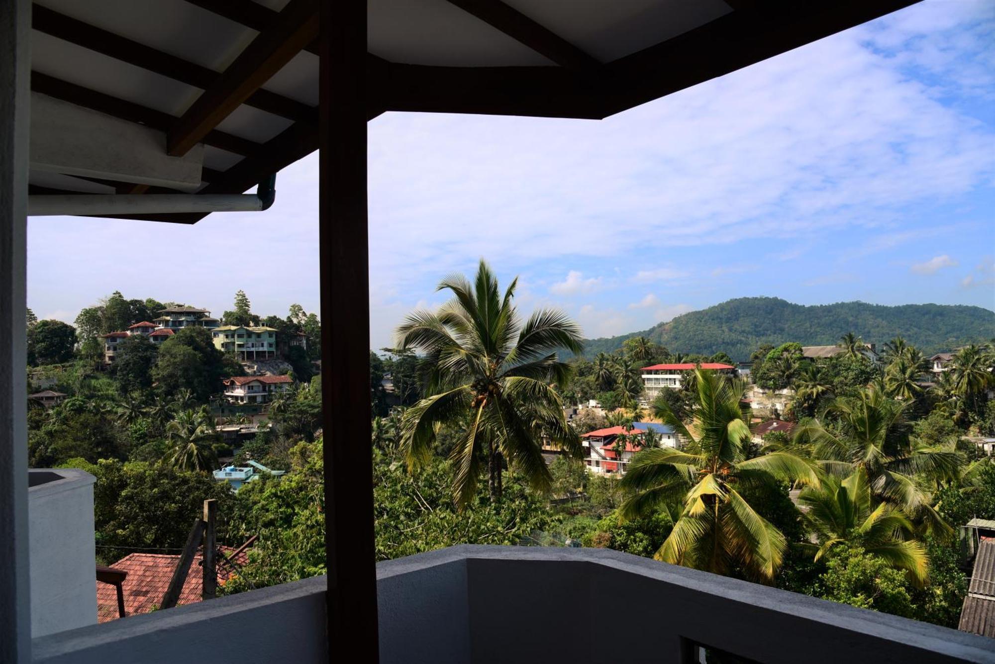 Saru Holiday Apartment - Upto 6 Guests Kandy Exteriér fotografie
